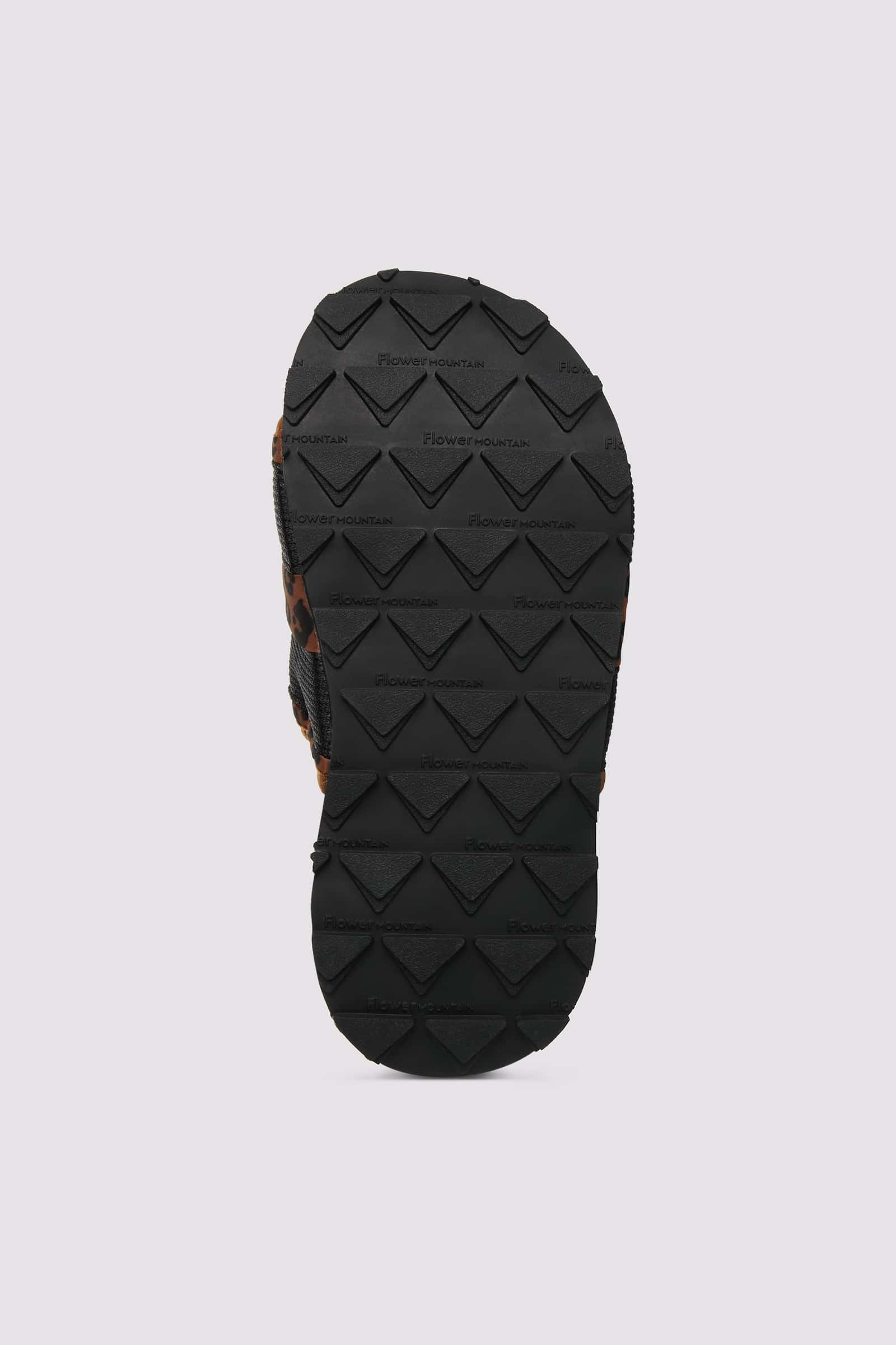 Flower Mountain NIWA SLIPPER UNI Hausschuhe Herren Braun Schwarz | 138-ITMLUS