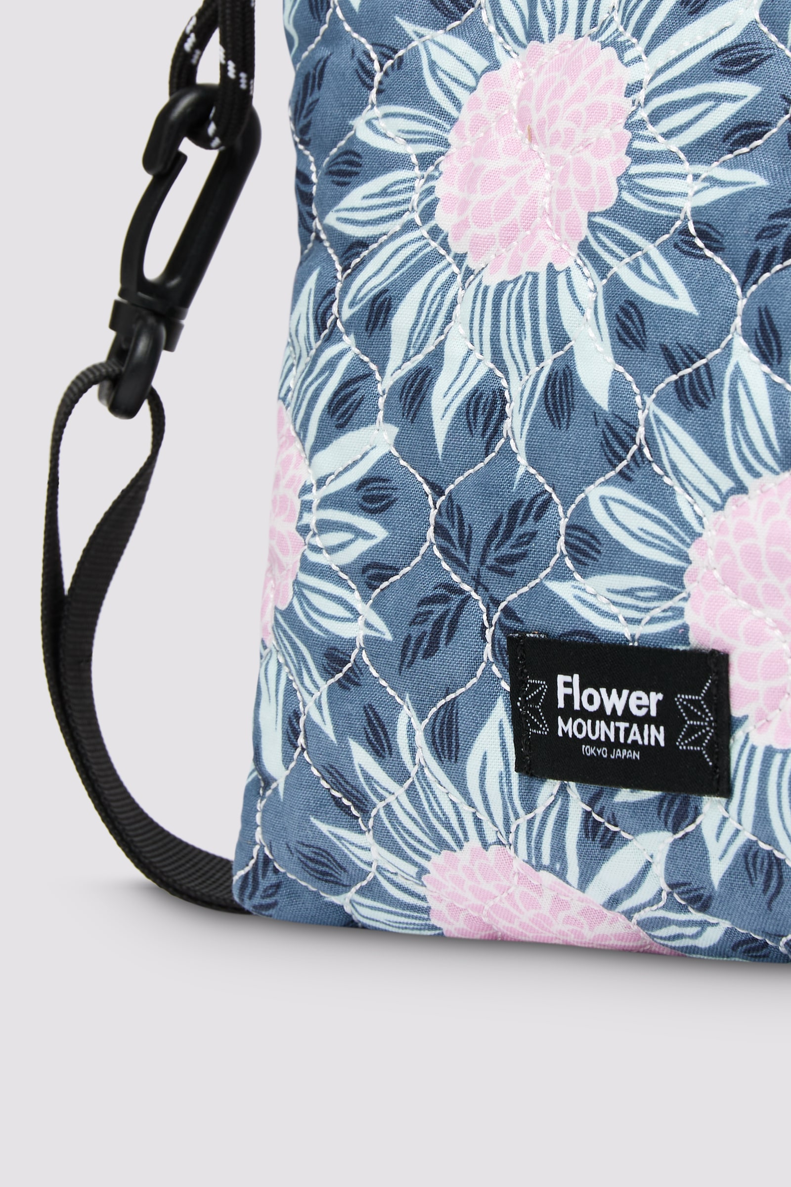 Flower Mountain POUCH BAG Taschen Damen Rosa Hellblau | 956-BPXDCA