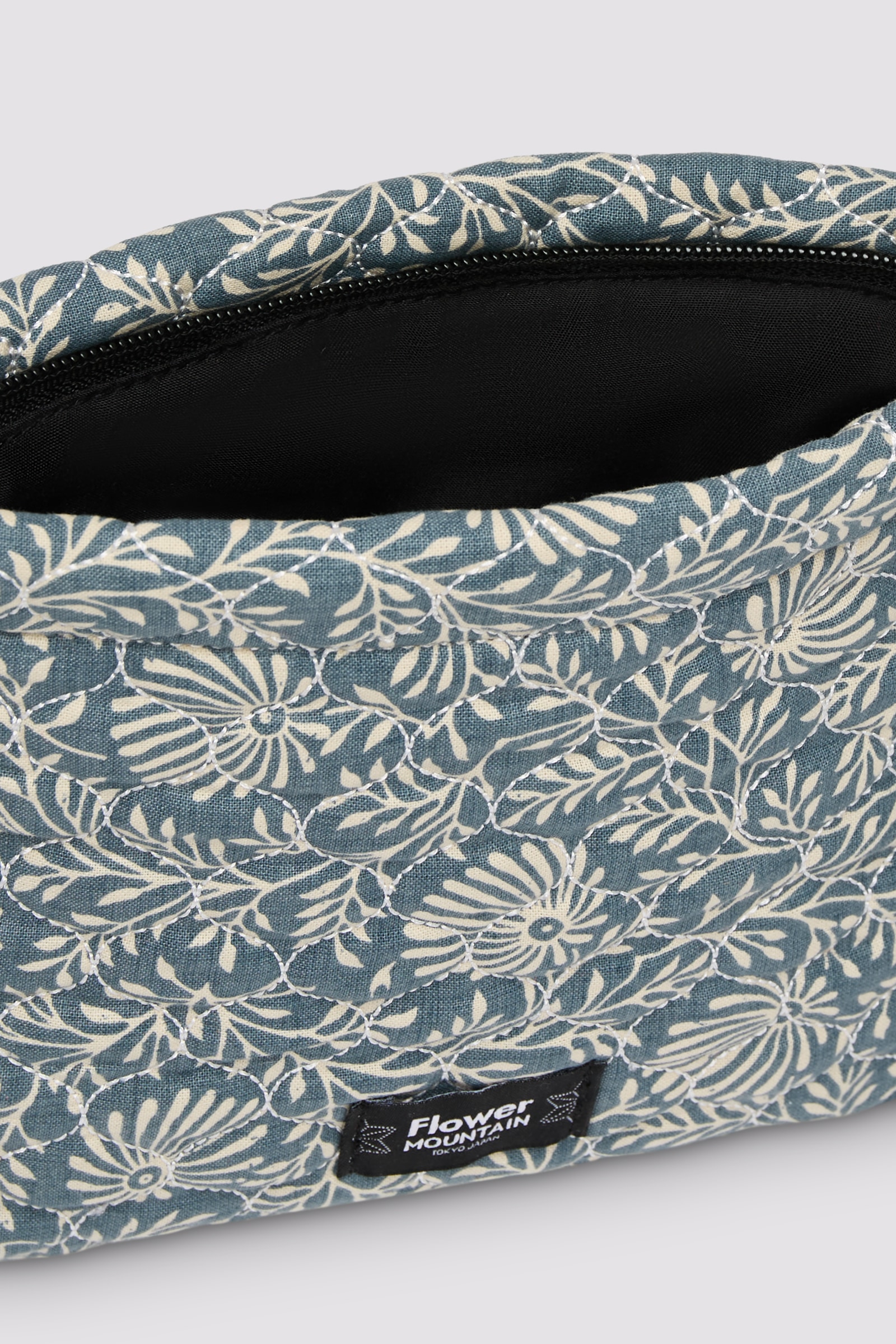 Flower Mountain POUCH BAG Taschen Damen Hellblau Beige | 063-GQIMEN